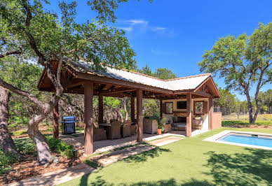 Maison avec piscine et jardin 2