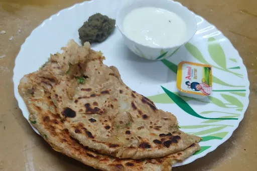 Garlic Pyaz Paratha