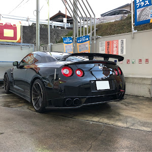 NISSAN GT-R R35