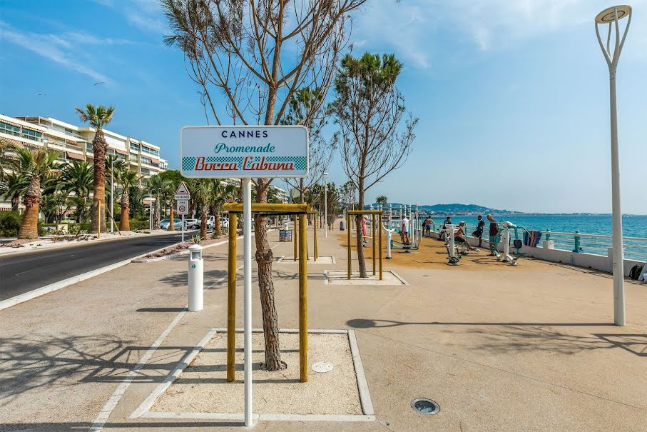 Vente locaux professionnels 48 pièces 1200 m² à Cannes la bocca (06150), 550 000 €