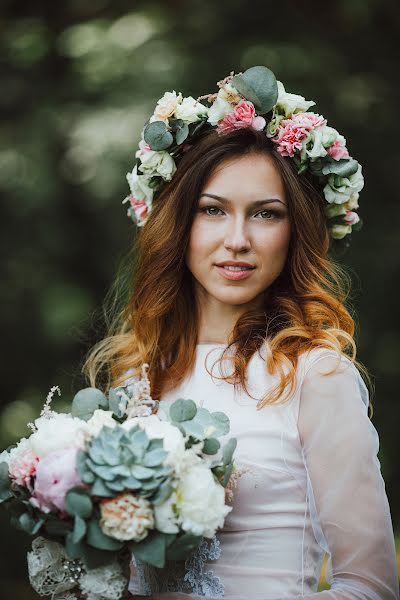結婚式の写真家Anna Davydova (davydovaanna)。2020 8月26日の写真