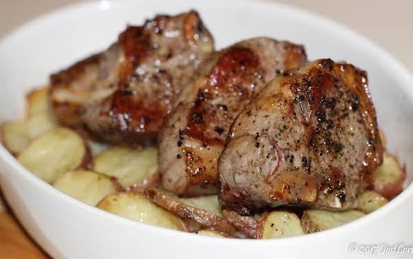 Rack Of Lamb On Welsh Onion Cake_image