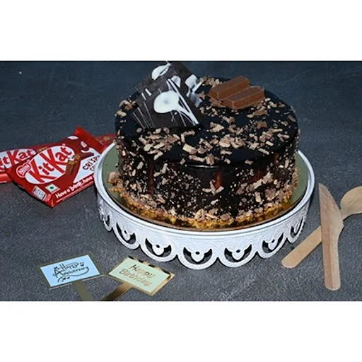 Kitkat Chocolate Cake (Kid's Special )