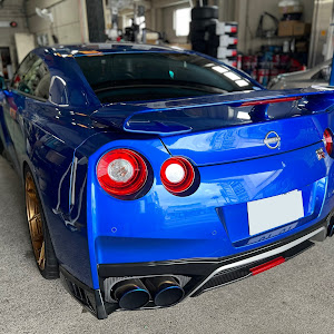 NISSAN GT-R R35