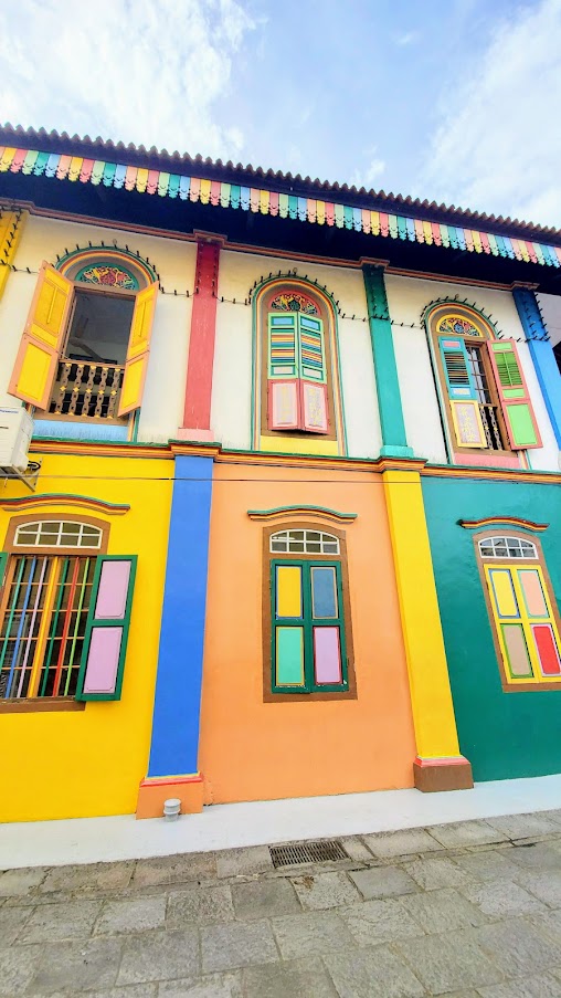 Other Things to Do In Singapore: free to visit is the former House of Tan Teng Niah was built in 1900, and is the last surviving Chinese Villa in Little India