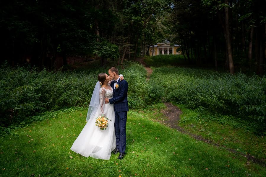 Fotografo di matrimoni Aleksandr Grozovskiy (alexgrozovskiy). Foto del 1 settembre 2021