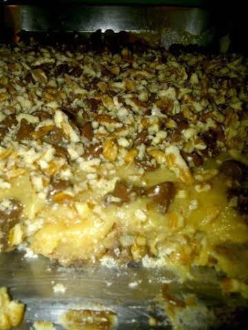 Caramel Chocolate Pecan Bars