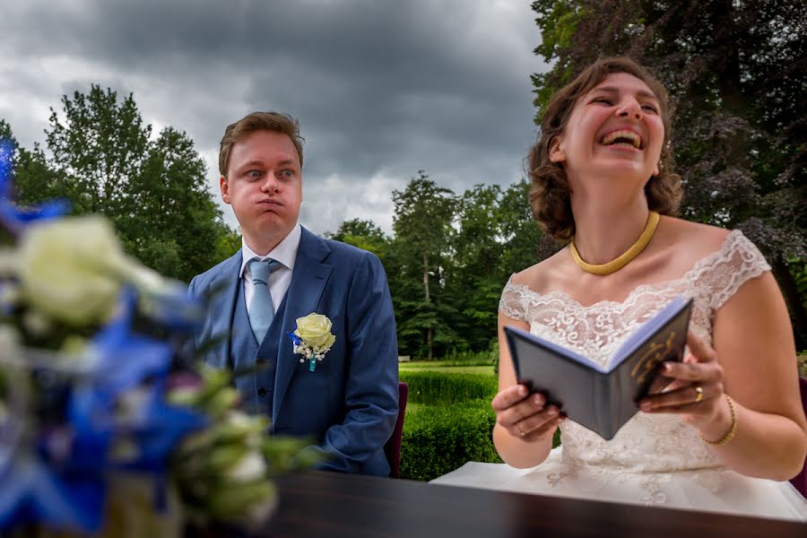 Fotografer pernikahan Dolf Van Stijgeren (dolfvanstijger). Foto tanggal 19 Mei 2019