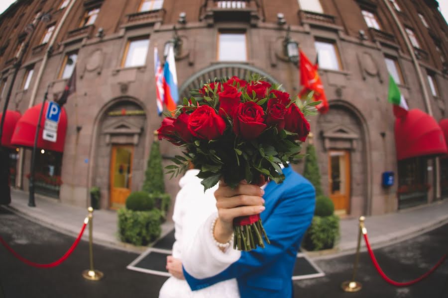 Fotógrafo de casamento Elena Prokofeva (elenaproru). Foto de 8 de novembro 2019