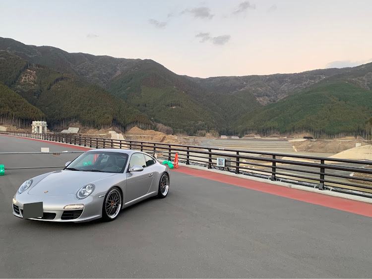 997の走り納め・来年もよろしくお願いします・大晦日・997カレラSに関するカスタム事例の投稿画像1枚目