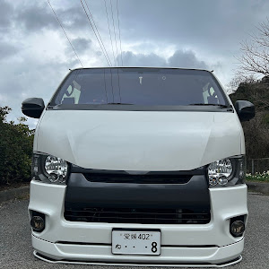 ハイエースバン TRH200V