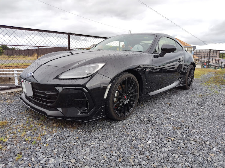 BRZのマフラー・ロッソモデロ・お題に乗っかれないときもあるに関するカスタム事例の投稿画像1枚目