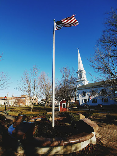 West Haven Green Flagpole 