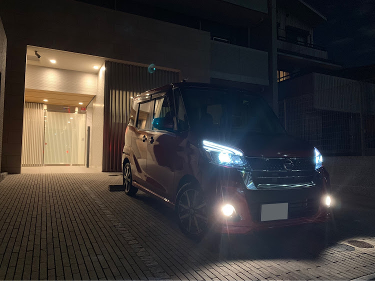 デイズルークスのiPhoneXs・夜に関するカスタム事例の投稿画像1枚目