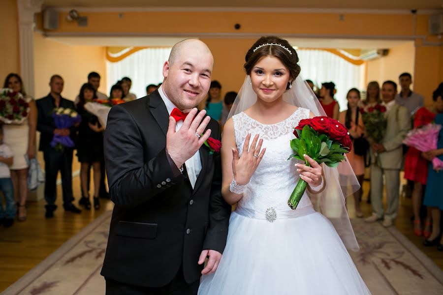 Fotograful de nuntă Gosha Nuraliev (lider). Fotografia din 19 august 2014