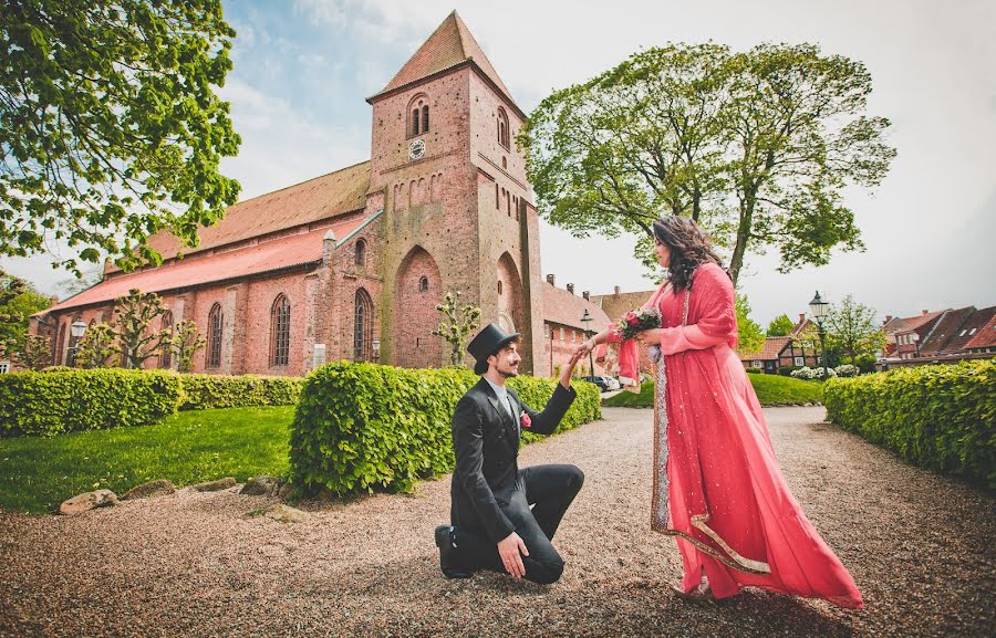 Fotógrafo de casamento Edgars Blumbergs (blumbergse). Foto de 28 de março 2019