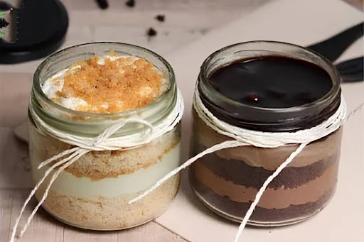 Butterscotch And Chocolate Mousse Cake In Jar [2 Pieces]