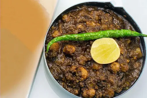 Punjabi Special Chole Kulcha