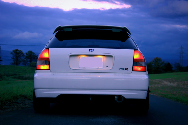 シビックタイプRの車が好きな人と繋がりたい・シビックタイプR・EK9・雪・11月もよろしくお願いしますに関するカスタム事例の投稿画像5枚目