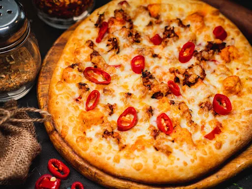 Chicken Kheema Feast Pizza