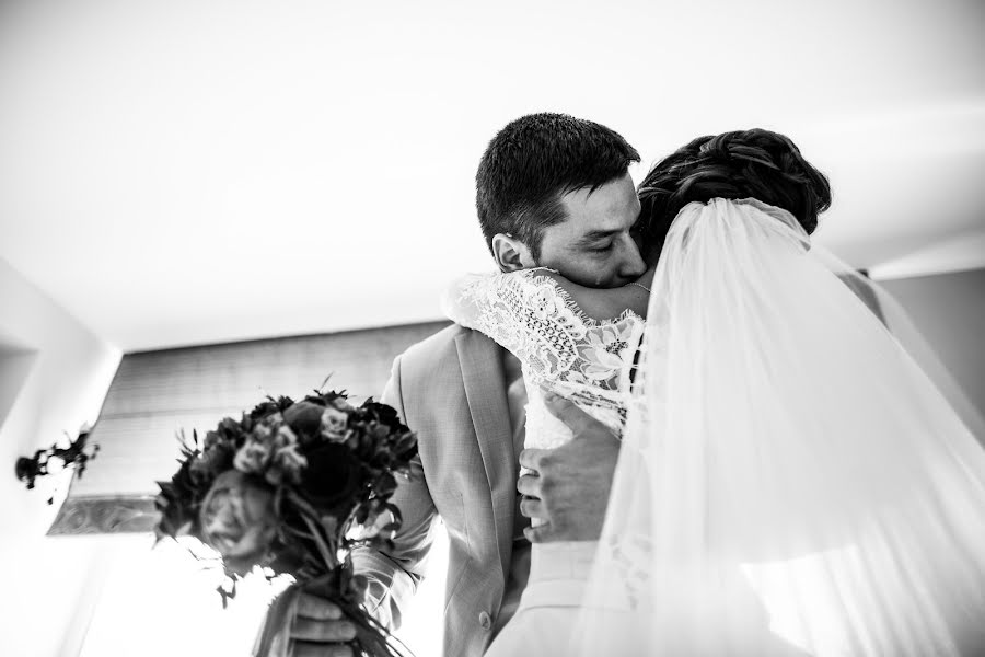 Wedding photographer Elina Popkova (popkovaelina). Photo of 17 September 2017