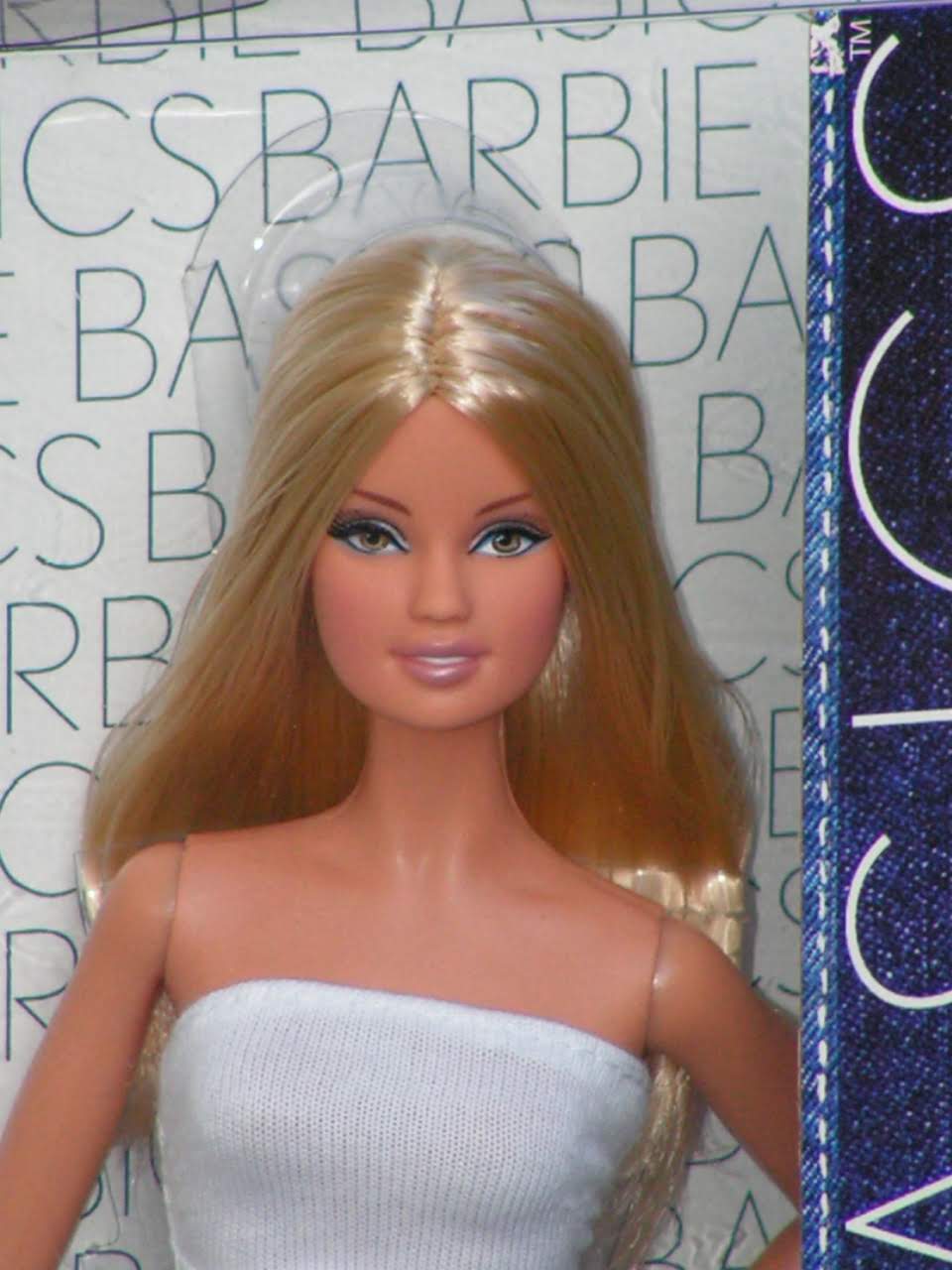 Royalty Girl 2010 Barbie Basics Collection 002 Model No 05 T7739 Model No 11 T7745 And Model