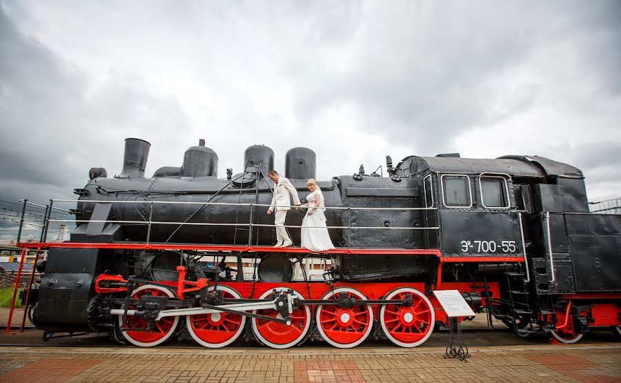 Bryllupsfotograf Vyacheslav Alenichkin (vyacheslaw). Bilde av 24 juli 2015