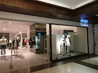 Zara photo 3