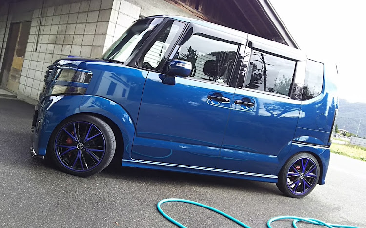 Nボックスカスタムの青箱・緑亀・洗車してピカピカ・VELENOに関するカスタム事例の投稿画像7枚目