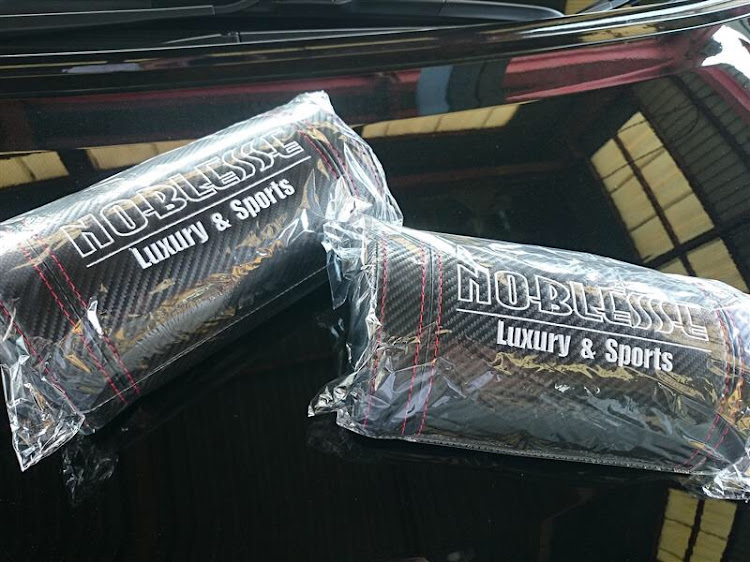 ヴォクシーの80voxy・NOBLESSE・ネックパッド・VOXYに関するカスタム事例の投稿画像2枚目