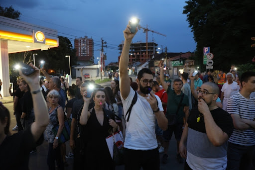  Nišlije protestovale protiv nasilja, na pola sata blokirana pruga Niš - Pirot