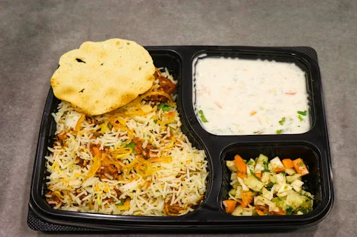 Chicken Dum Biryani Box Meal [Serves 1]