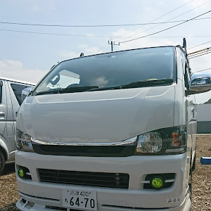 ハイエースバン