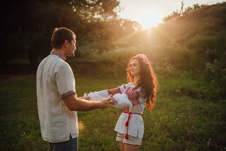 結婚式の写真家Ruslan Shramko (rubanok)。2015 7月16日の写真