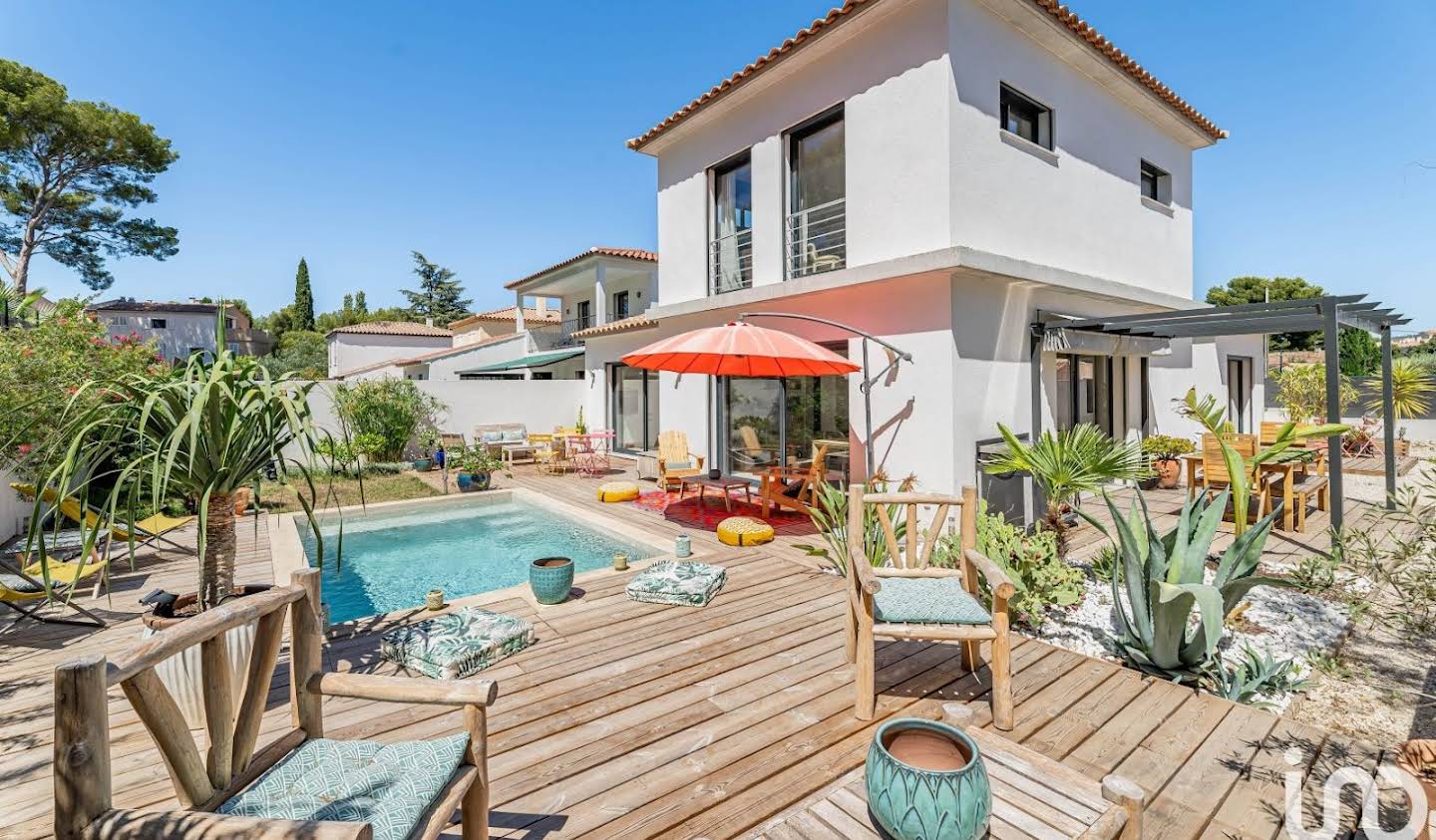 House with pool and terrace Saint-Cyr-sur-Mer