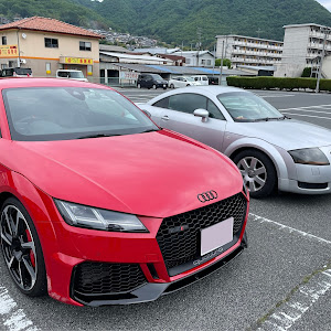 TT RS クーペ A6