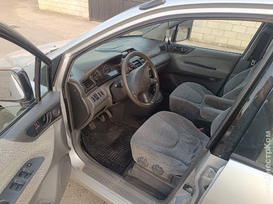 продам авто Mitsubishi Space Wagon Space Wagon III фото 5