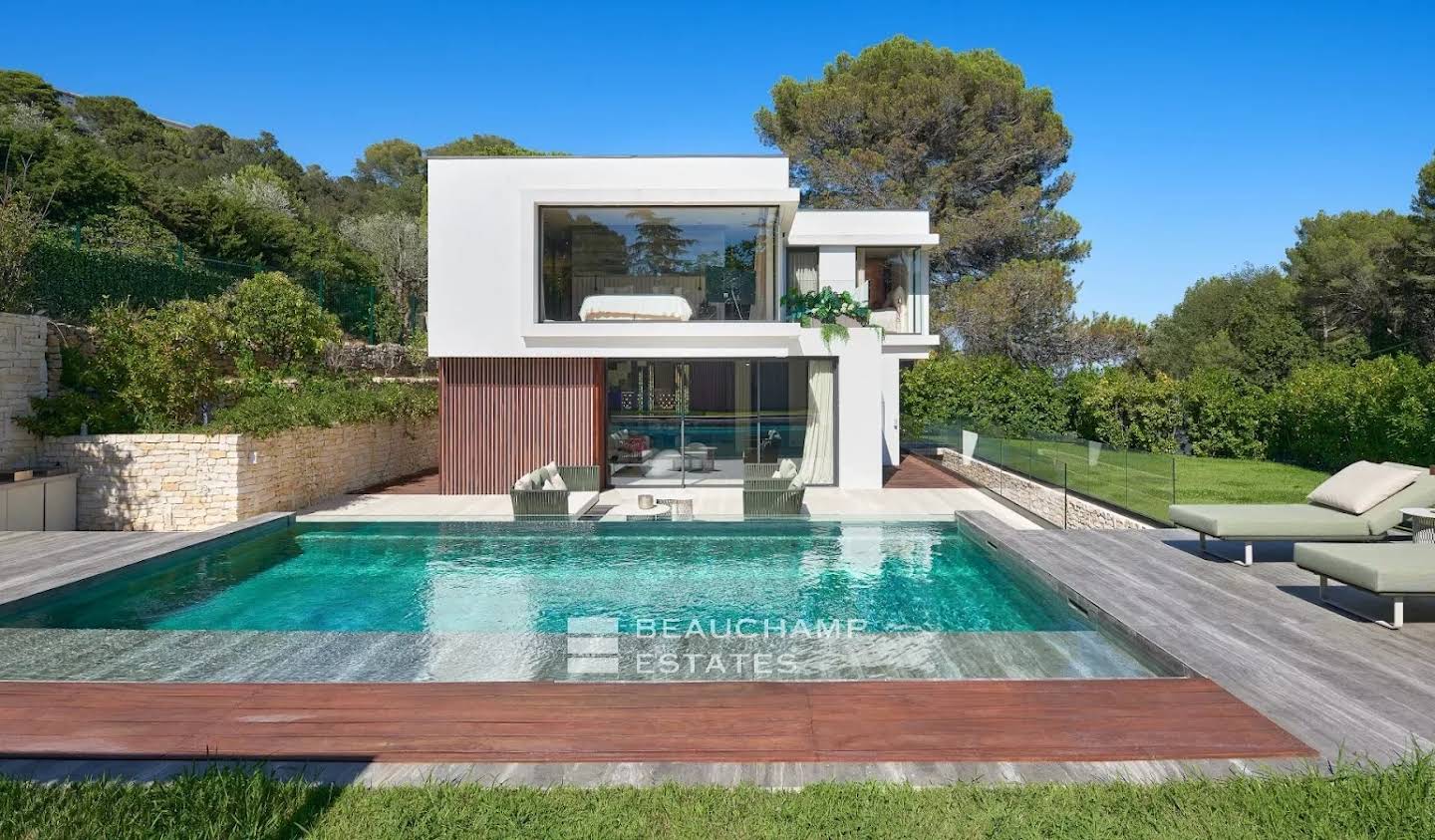 Villa with pool Cannes