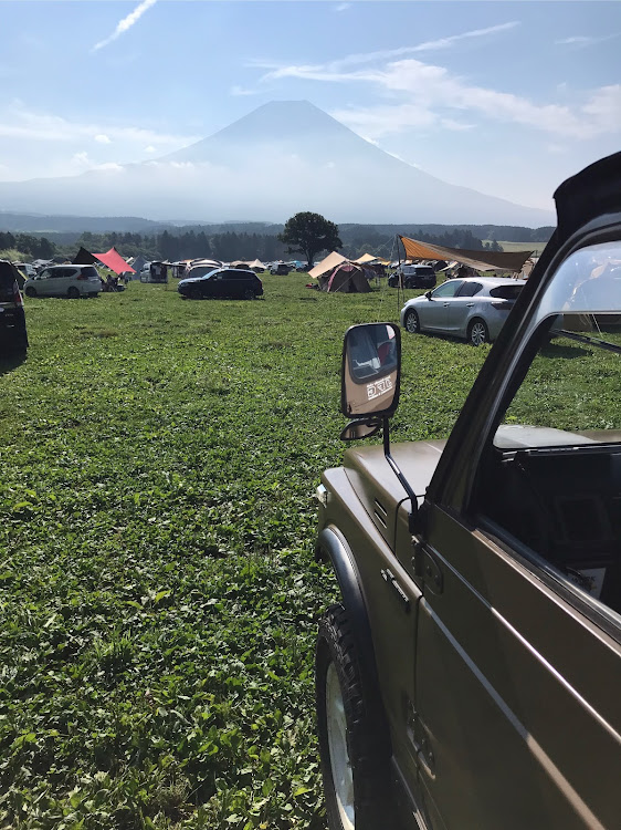 ジムニーの🗻ふもとっぱらキャンプ場・快晴の朝・キャンプ場の朝は早起き・ジムニーソロキャンプ・風が吹くと心地良いに関するカスタム事例の投稿画像3枚目