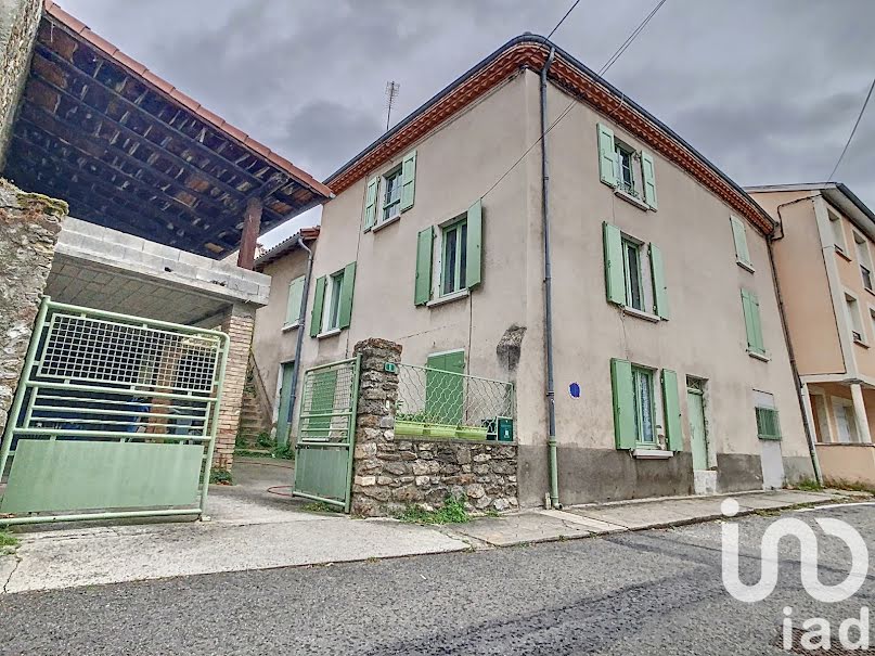 Vente maison 5 pièces 140 m² à Saint-Pierre-de-Boeuf (42520), 158 000 €