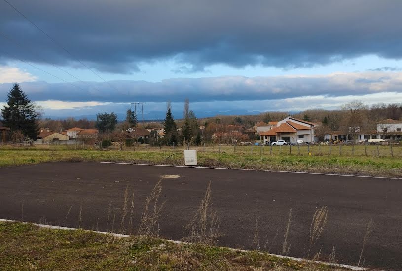  Vente Terrain + Maison - Terrain : 528m² - Maison : 85m² à Lezoux (63190) 