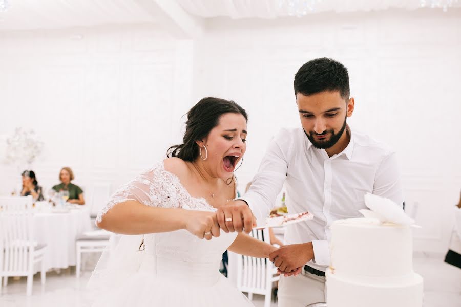 Fotógrafo de casamento Anna Eroshenko (annaeroshenko). Foto de 12 de março 2020