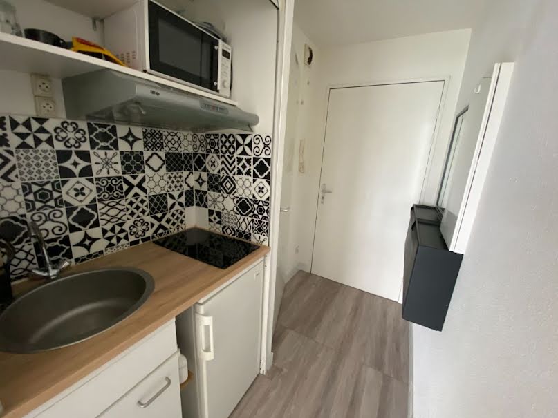 Location meublée appartement 1 pièce 20 m² à Nancy (54000), 420 €