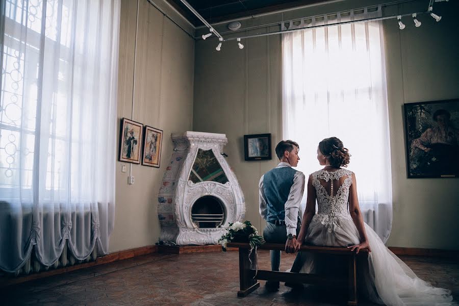 Wedding photographer Mikhail Savinov (photosavinov). Photo of 9 August 2017