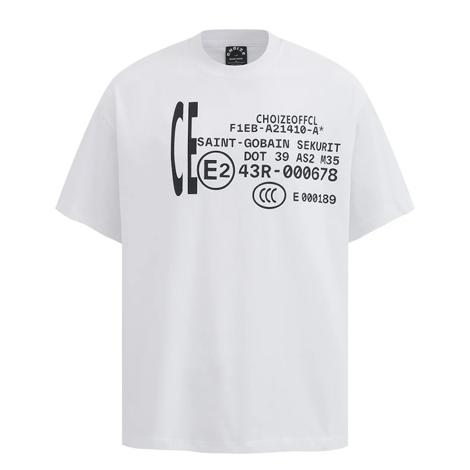 Camiseta masculina de manga curta com estampa de letras fashion, ideal para uso casual e confortável, perfeita para o dia a dia.