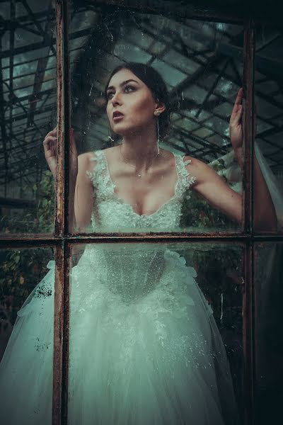 婚禮攝影師Özer Paylan（paylan）。2018 1月8日的照片