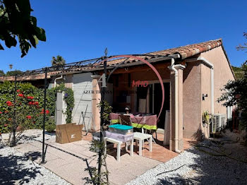 villa à Roquebrune-sur-Argens (83)