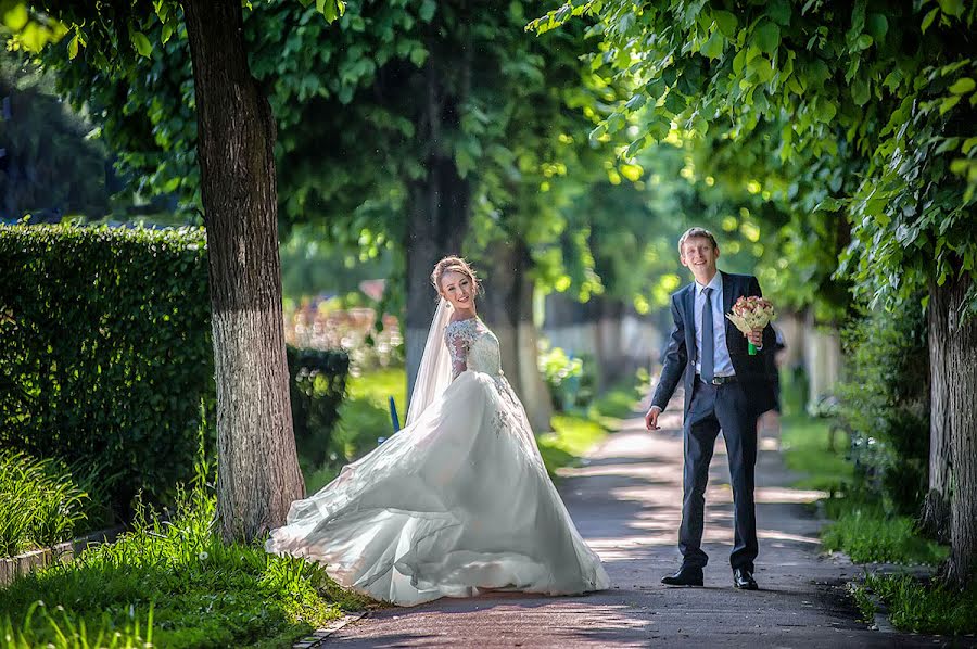 Svadobný fotograf Vladimir Amangaliev (pavv). Fotografia publikovaná 26. júna 2016