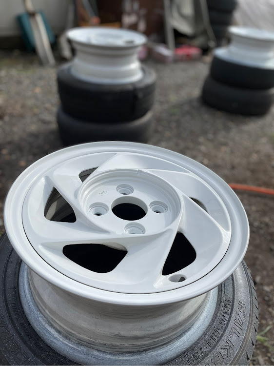 スカイラインのDR30・梅雨の中休み・赤い彗星・歯ブラシはラーク派・ゴシゴシ磨くから1ヶ月で交換に関するカスタム事例の投稿画像14枚目