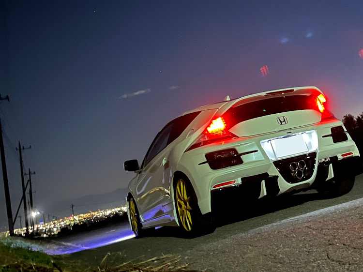 CR-Zの夜ドライブ・夜ショット・夜景と愛車に関するカスタム事例の投稿画像6枚目
